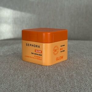 Sephora Glow Gel-Cream in Vibrant Orange